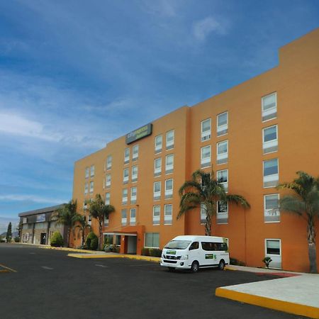 City Express Junior By Marriott Toluca Aeropuerto Exteriör bild