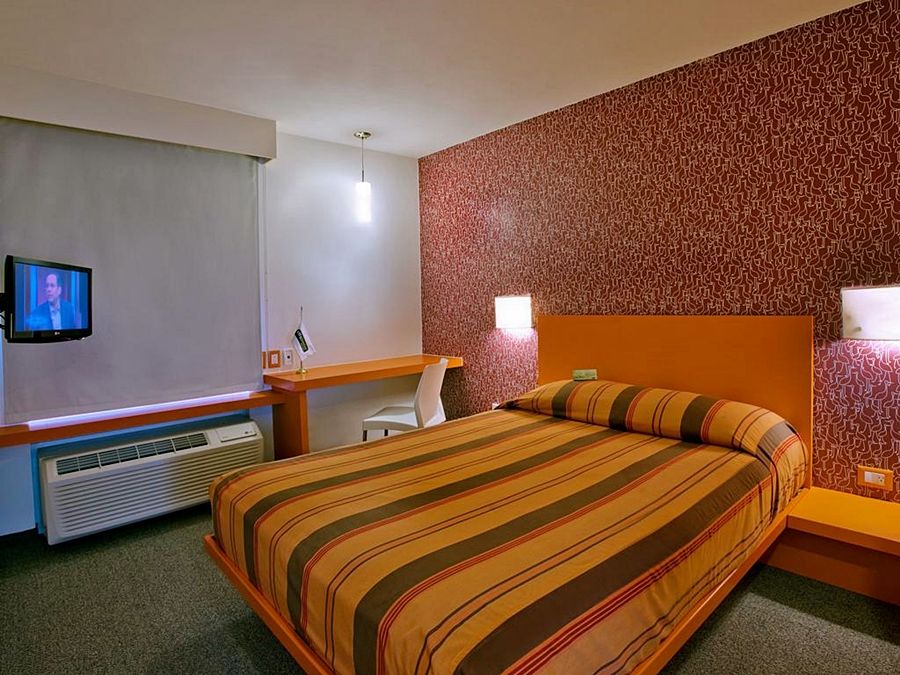 City Express Junior By Marriott Toluca Aeropuerto Exteriör bild